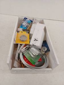 lot 23813 image: Lot Of Miscellaneous Items