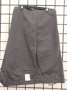 lot 66606 image: APPEARS NEW - Red Kap Work Pants (Size 46x33)