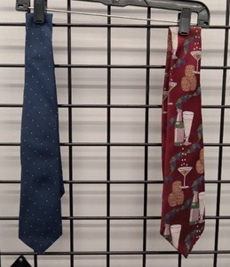 lot 66563 image: APPEARS NEW - WolfMark and Career Cravats Neck Ties - 2 Pack