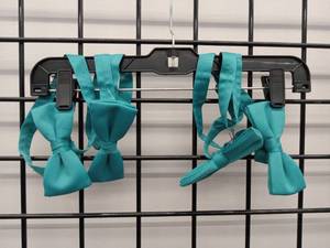 lot 66565 image: APPEARS NEW - Teal Blue Clip-On Bow Ties Set