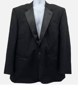 lot 66404 image: APPEARS NEW - Chaplin Mens Gray Blazer Size 40R Style 4501