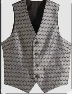 lot 66427 image: APPEARS NEW - Womens Lady Edwards Geometric Pattern Vest (Size Medium)