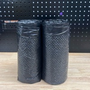 lot 4198 image: 2 Rolls of Black Trash Bags.  - Retail $0