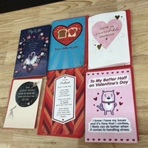 lot 4206 image: Lot of Valentines Day Cards - Retail $0