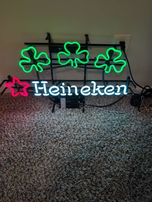 lot 1119 image: Vintage Heineken Neon Sign with Shamrocks Get Mardi Gras and St Paddys Ready