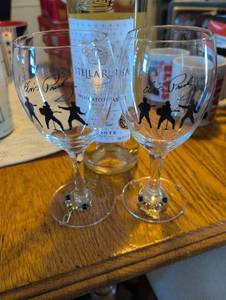 lot 2402 image: Elvis Presley Silhouette Wine Glasses Set