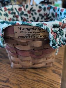 lot 2422 image: Longaberger 1988 Christmas Collection Poinsettia Basket