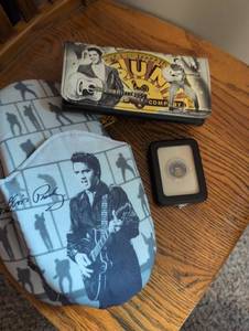 lot 2450 image: Elvis Presley Collectible Set - Sun Records Collection