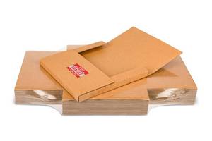 lot 1451 image: Kayritonz Vinyl Record Mailers, 12.8L x 12.8W x 1D Kraft Corrugated Cardboard LP Shipping Boxes for Mailing Packaging Moving Storage, with Fragile Stickers, Brown, 14 Pack - Retail $35