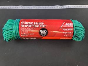 lot 1723 image: Ace 32-Strand Braided Polypropylene Rope 316 x 100ft