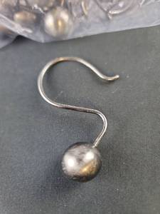 lot 1730 image: Decorative Metal Ball Shower Curtain Hooks - Dark Silver
