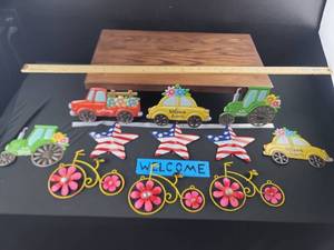 lot 1736 image: Metal Patriotic Welcome Sign with Decorative Vehicles and Flowers