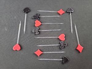 lot 1744 image: Playing Card Suit Cocktail Picks Set
