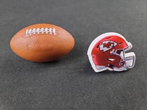 lot 1745 image: NFL Kansas City Chiefs Football Ring Set