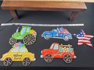 lot 1761 image: Metal Seasonal Car Wall Decor Set