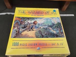 lot 1904 image: The Wizard of Oz 1000 Piece Jigsaw Puzzle