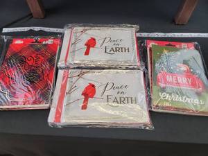 lot 1928 image: Peace on Earth Christmas Card Set