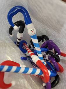 lot 1931 image: Snowman Striped Gel Pens Set