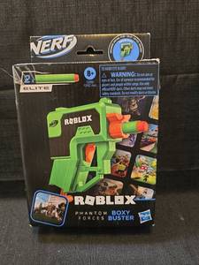 lot 1520 image: NERF Roblox Phantom Forces Boxy Buster Blaster