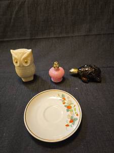 lot 5335 image: 1978 Avon Decorative Set - Owl, Bird & Dish Collection