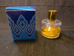 lot 5294 image: Avon Cologne and Candlelight Roses Fragrance
