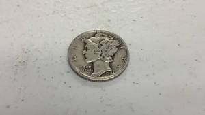 lot 39 image: 1941-S Mercury Silver Dime coin 90% silver