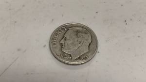lot 40 image: 1952-D Roosevelt Dime coin 90% silver