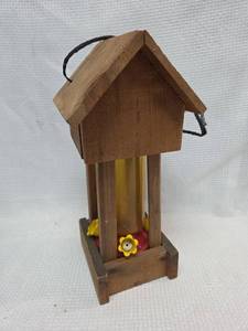 lot 381 image: Wooden Bird Feeder with Yellow Flower Perches