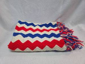 lot 382 image: Patriotic Chevron Afghan Throw Blanket