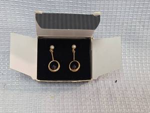 lot 394 image: Avon Pearl and Purple Drop Earrings