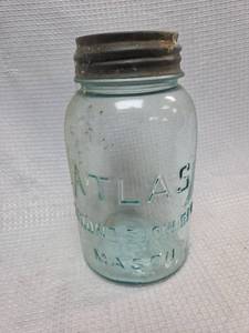 lot 464 image: Atlas Strong Shoulder Mason Jar