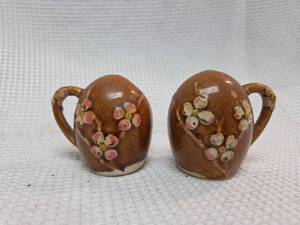 lot 480 image: Japanese Brown Glazed Salt and Pepper Shakers with Cherry Blossom Design