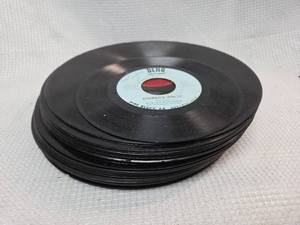 lot 484 image: 1950s Columbia and Dino Records 78 RPM Collection