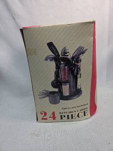 lot 494 image: 24 Piece Kitchen Caddy Organizer Set