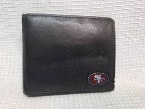lot 516 image: San Francisco 49ers Black Leather Wallet