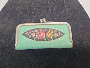 lot 562 image: Antique Floral Embroidered Manicure Set
