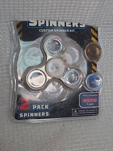 lot 584 image: Custom Spinner  with Bonus Caps