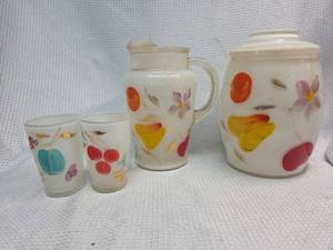 lot 619 image: Hand Painted Frosted Glass Beverage Set