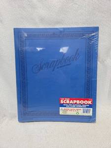 lot 650 image: Blue 100 Page Scrapbook - Made in USA