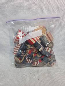 lot 660 image: Americana Wooden Flag pieces