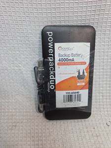 lot 695 image: Power Up 4000mAh Backup Battery Pack