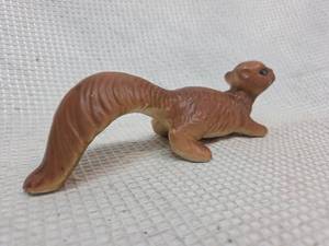 lot 707 image: Ceramic Brown Squirrel Figurine