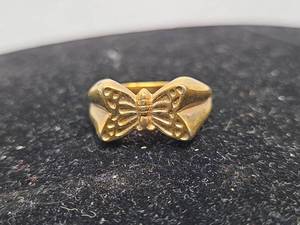 lot 714 image: Butterfly Ring Size 9
