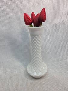 lot 719 image: Milk Glass Diamond Quilted Bud Vase