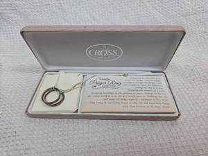 lot 725 image: Cross Serenity Prayer Ring Necklace