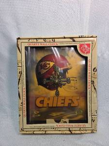 lot 764 image: Kansas City Chiefs NFL Quartz Wall Clock