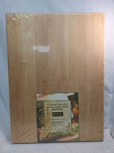 lot 783 image: HEAVY AND LARGE Professional Boos Block Hard Rock Maple Cutting Board