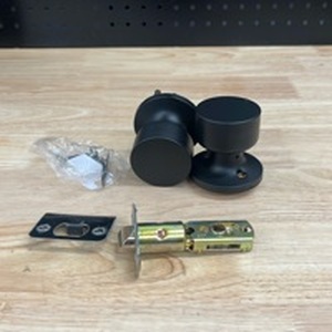 lot 4338 image: Keyless Door Knob.  - Retail $0
