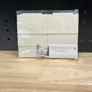 lot 4348 image: Clip On Dry Erase Labels 6 Count - Retail $0