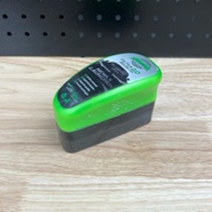 lot 4362 image: Oil Film Brush. 150ml - Retail $0